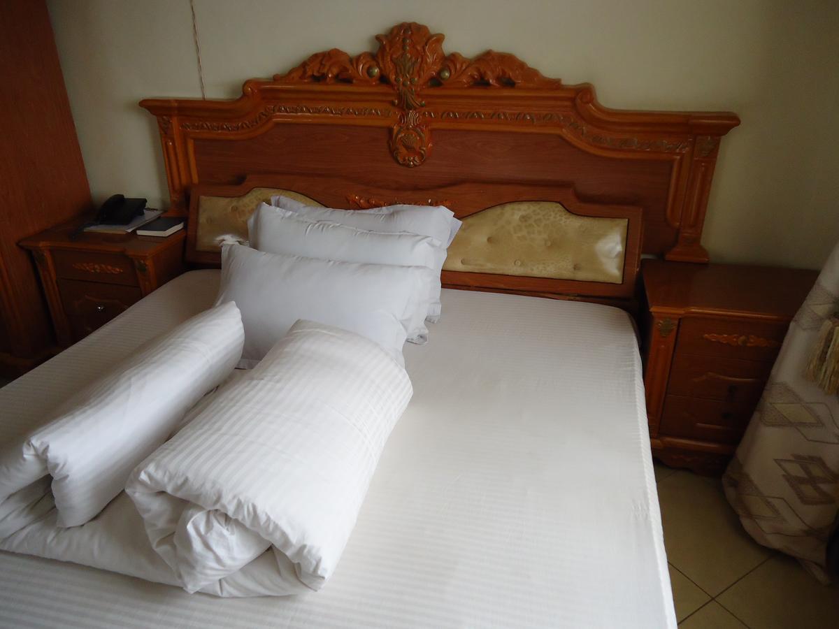 Snow View Hotel Boma la Ngombe Екстериор снимка