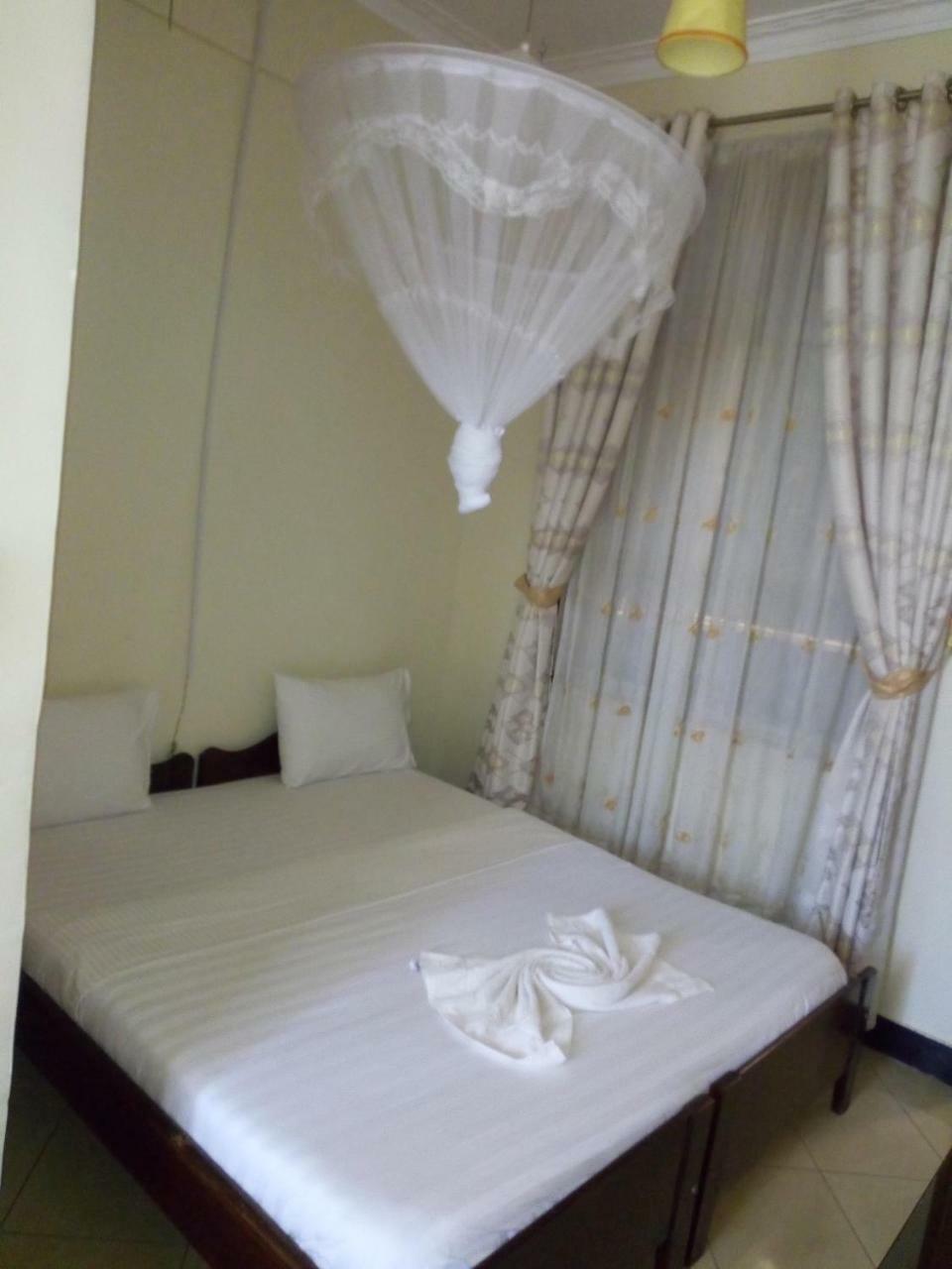 Snow View Hotel Boma la Ngombe Екстериор снимка